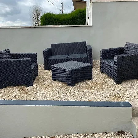 Semesterbostad Maison Les Cygnes Face Au