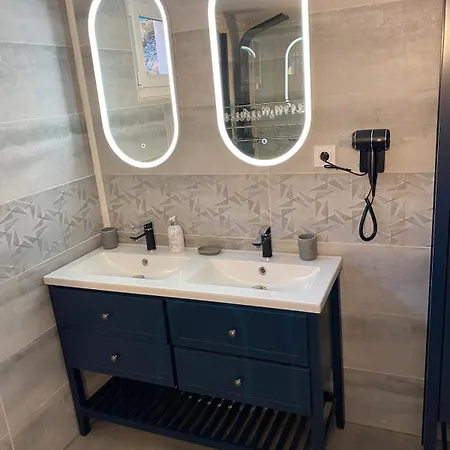 Semesterbostad Maison Les Cygnes Face Au Changey