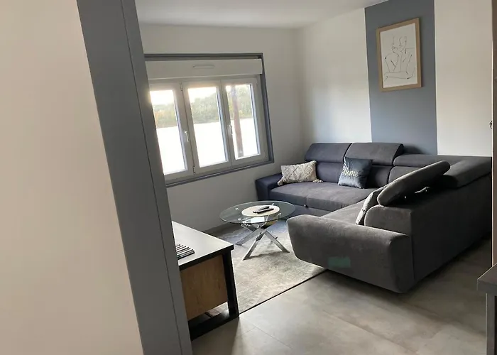 Maison Les Cygnes Face Au