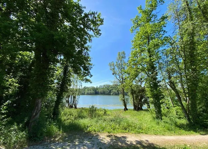 Maison Les Cygnes Face Au Changey